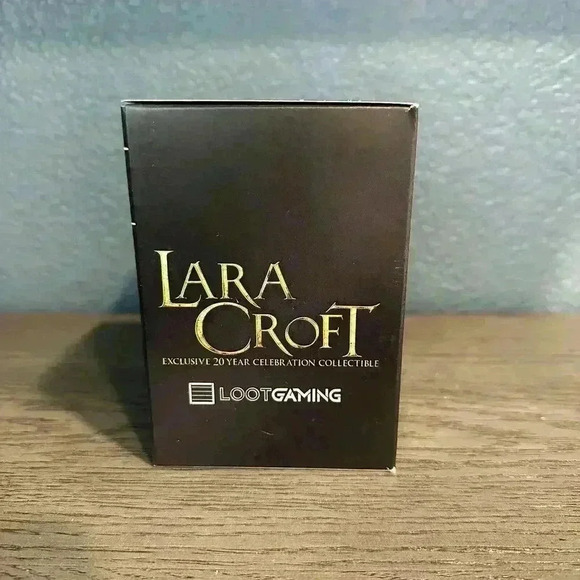 Loot Crate Gaming - LARA CROFT - Tomb Raider - 20 Years of an Icon - Figure BNIB - Picture 2 of 5